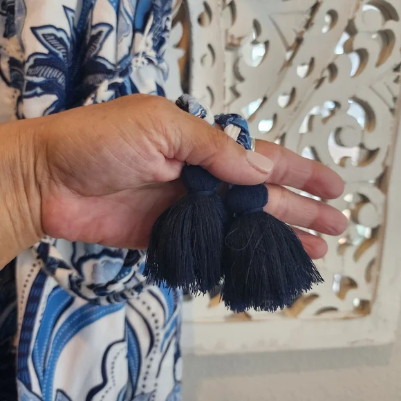 TORI RICHARD DRESS BUTTON DOWN BRAIDED BELT SHORT SLEEVES FLORAL NWOT SIZE SMALL - Picture 5 of 15